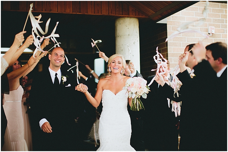 wpid-Pinkandgoldglitterwedding_0076-2015-01-5-09-48.jpg