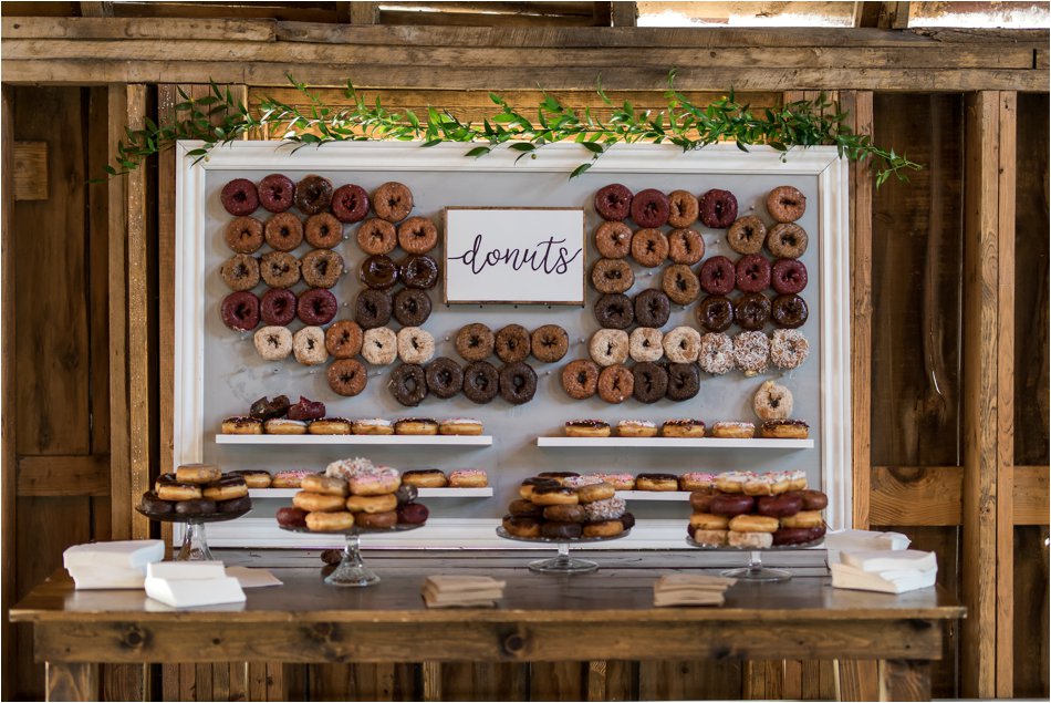 Bloom_Lake_Barn_Wedding_0074.jpg