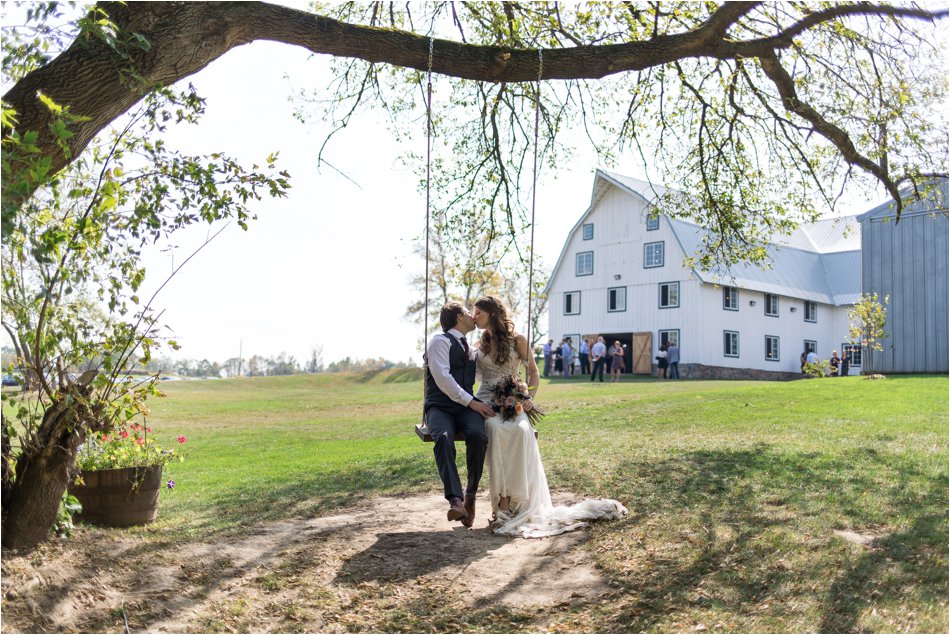 Bloom_Lake_Barn_Wedding_0086.jpg