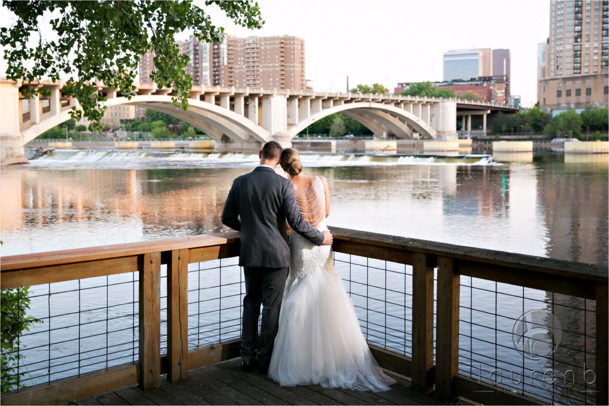 Nicollet_Island_Pavillion_Wedding_0115.jpg