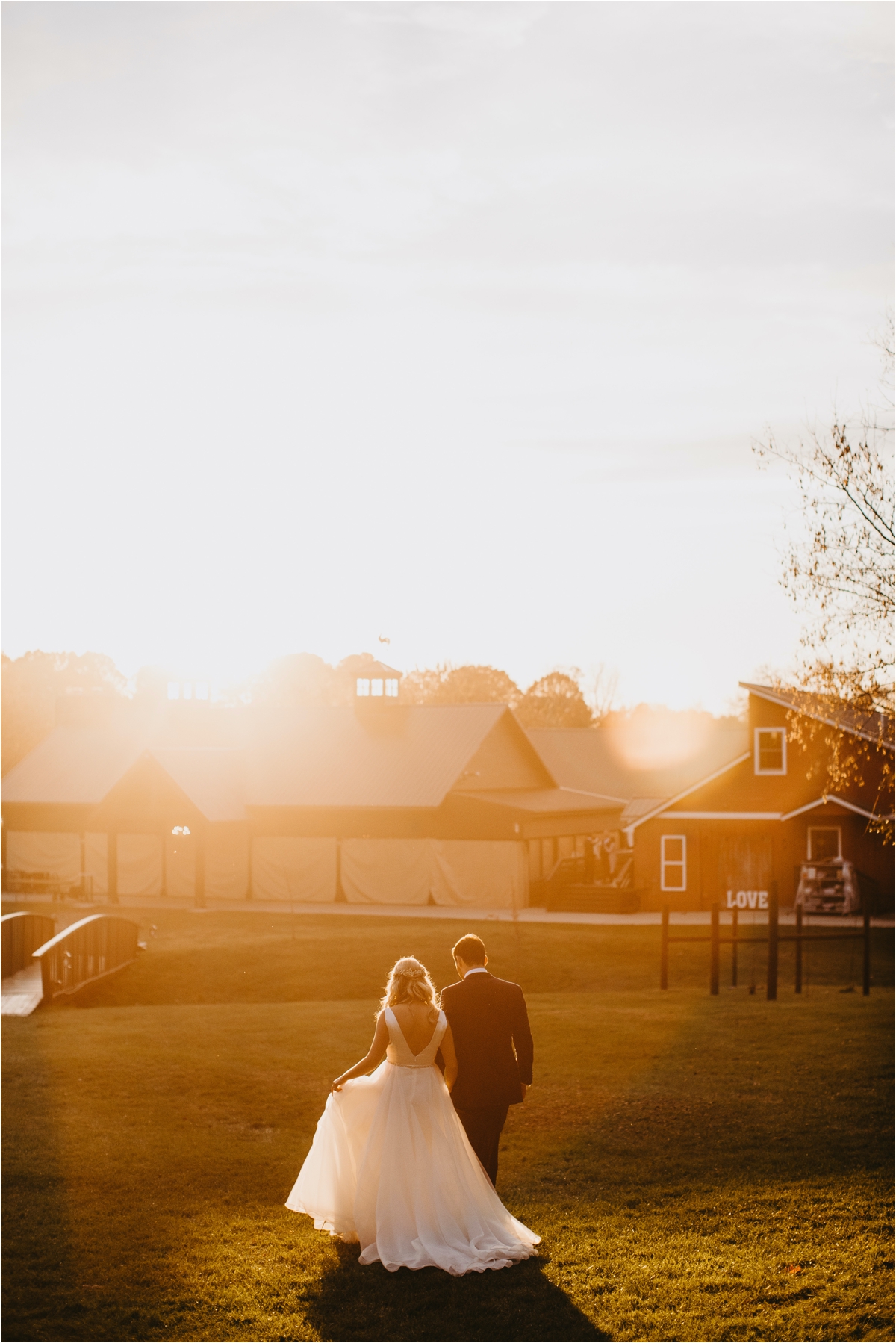 Fall Hope Glen Farm Wedding | Emily and Andrew