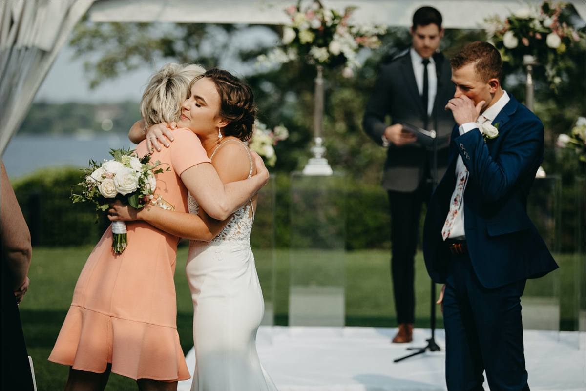 Outdoor+Minikahda+Club+Wedding_0398.jpg