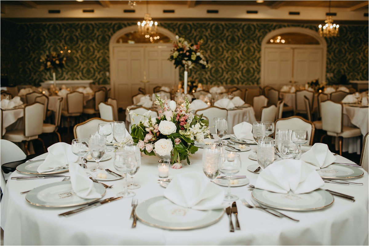 Outdoor+Minikahda+Club+Wedding_0408.jpg