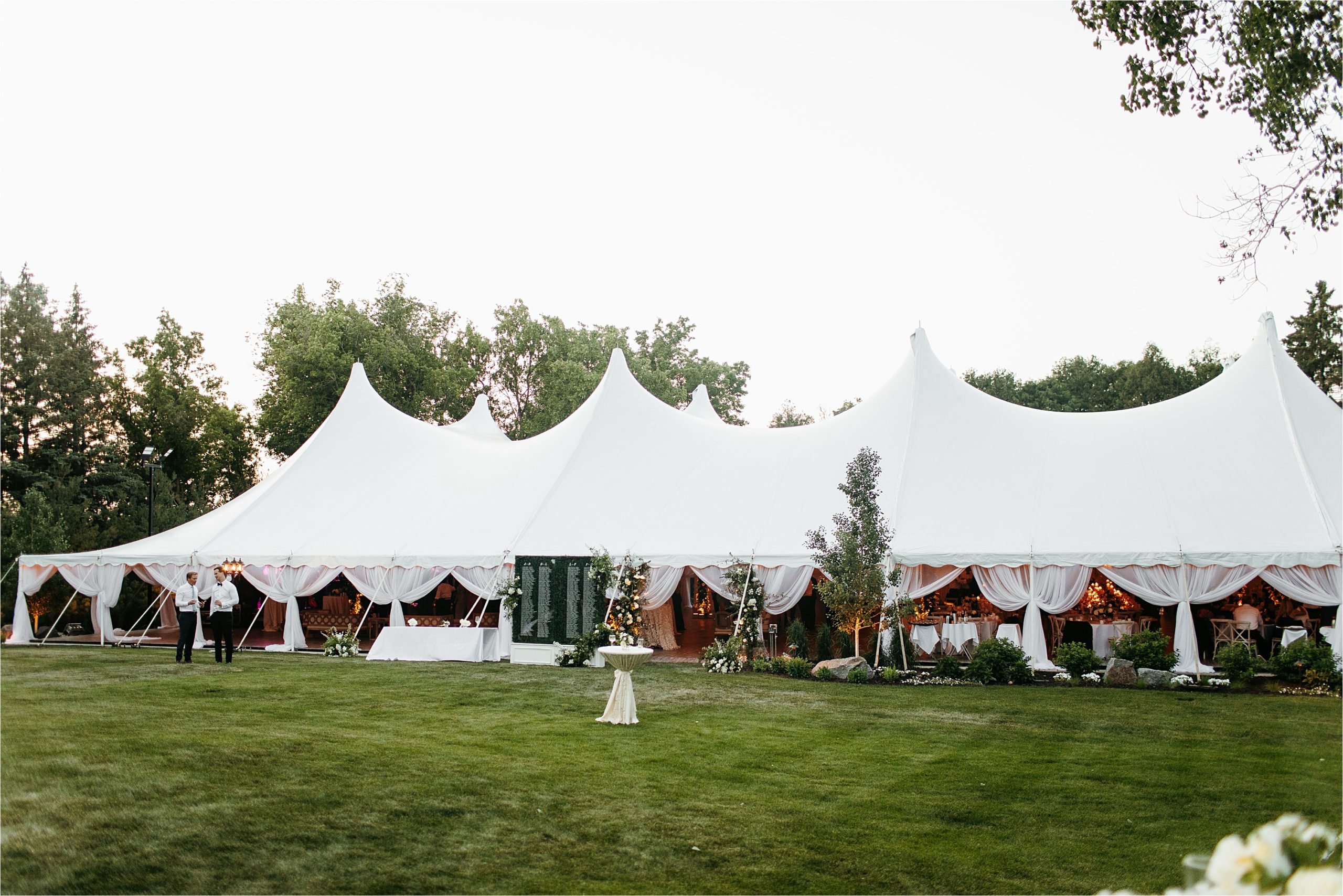 Minnesota_Tent_Wedding_0723.jpg