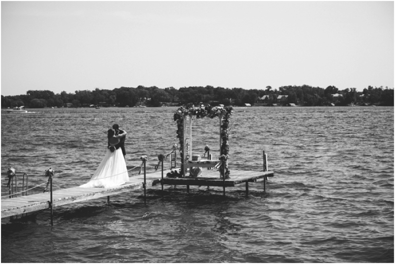 Lake_Minnetonka_Wedding_0155.jpg