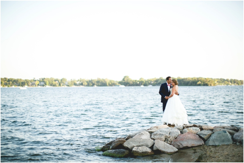 Lake_Minnetonka_Wedding_0207.jpg