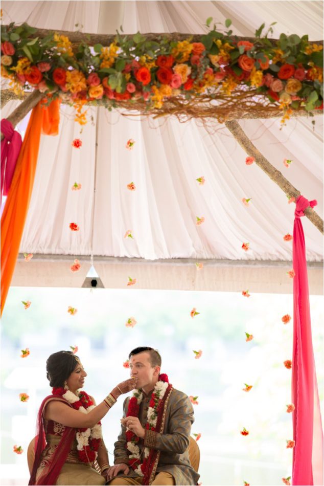 Minnesota-wedding-planner-Hindu-Wedding-Nicollet-Island-Pavillion_0251.jpg